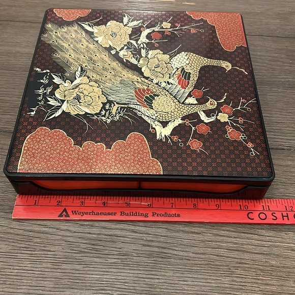 Vintage Japan peacock nesting serving set Japanese lacquer style - Picture 13 of 13